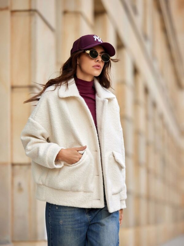 Kurtka Damska Model Ivon EKR KUR  27 Ecru - Roco Fashion - obrazek 4