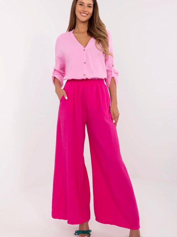 Spodnie Damskie Model MI-SP-2563.84 Fuksja - Italy Moda
