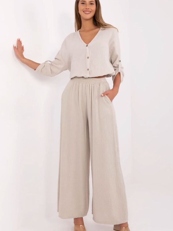 Spodnie Damskie Model MI-SP-2563.84 Beige - Italy Moda