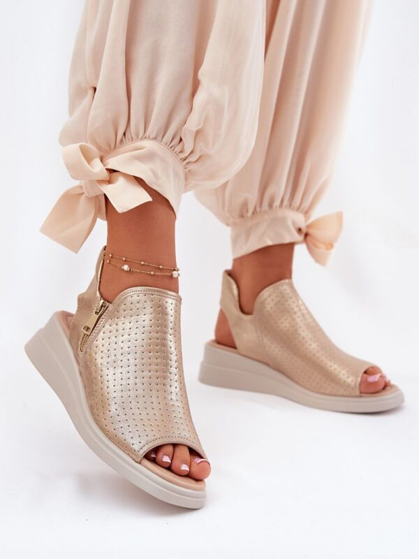 Sandały Model Mevinette ASA266-5 Gold - Step in style