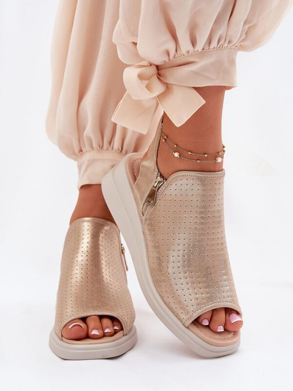 Sandały Model Mevinette ASA266-5 Gold - Step in style - obrazek 3