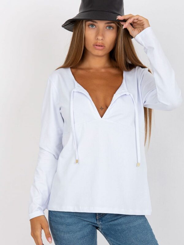 Bluzka Model RV-BZ-8055.35P White - Rue Paris