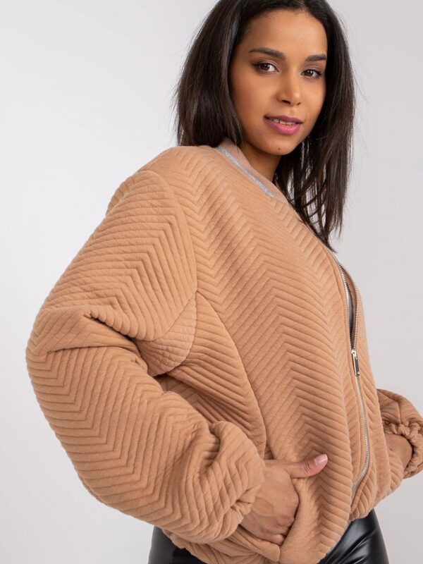 Kurtka Damska Model RV-KR-006.16 Camel - Rue Paris - obrazek 2
